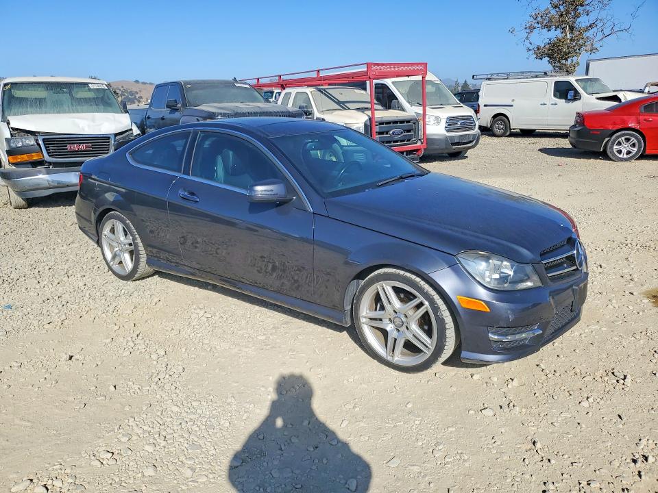 2014 Mercedes-benz VIN WDDGJ4HB3EG274418 COPART salvage auction — FRONT END, Ca - Salvage Certificate, sold $3,850 on 2026-08-18 (photo 4)