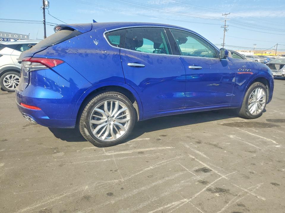 2022 Maserati Levante VIN ZN661XUA9NX398535 COPART salvage auction — FRONT END, Ca - Salvage Certificate, sold $14,300 on 2026-08-17 (photo 3)