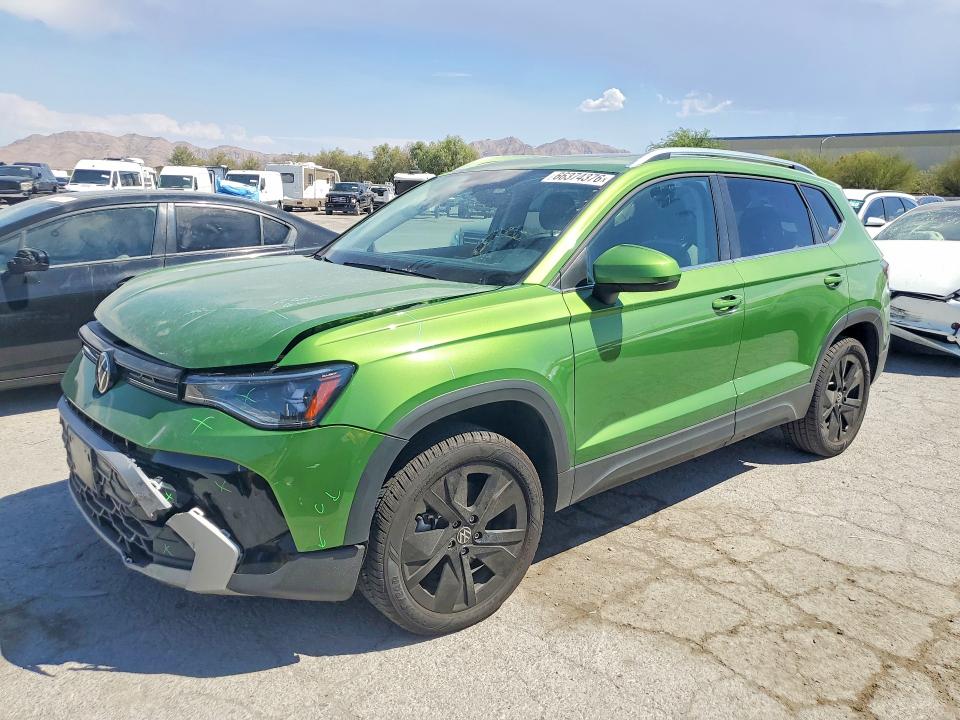 2025 Volkswagen Taos VIN 3VVEC7B2XSM038437 — COPART salvage auction photo