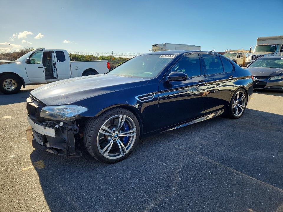 2013 BMW M5 VIN WBSFV9C58DC773867 — COPART salvage auction photo