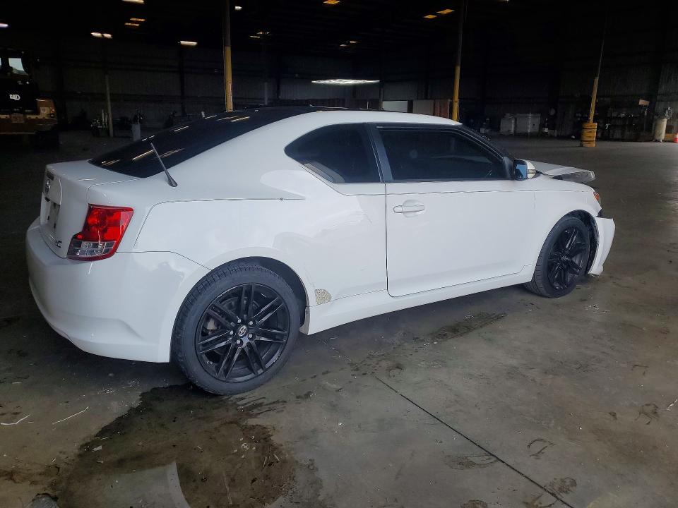 2011 Scion Tc VIN JTKJF5C70B3007243 COPART salvage auction — FRONT END, FL - CERT OF TITLE SLVG REBUILDABLE, sold $800 on 2026-09-02 (photo 3)
