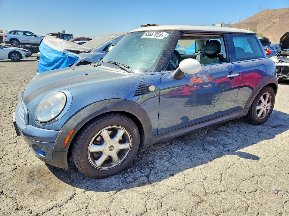 2010 Mini Cooper VIN WMWMF3C52ATZ61544 COPART salvage auction — MINOR DENT/SCRATCHES, CA - APP FOR DUP CLEAN OR AC, sold $475 on 2026-09-10 (photo 1)