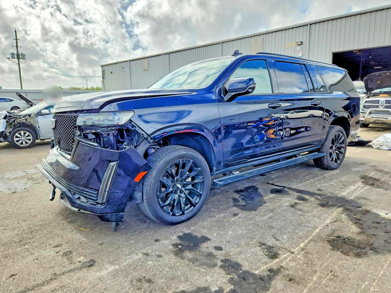 2021 Cadillac Escalade ESV VIN 1GYS4RKL5MR226460 — COPART salvage auction photo