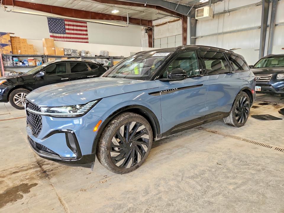 2025 Lincoln Nautilus VIN 5LMPJ8K44SJ932864 — COPART salvage auction photo