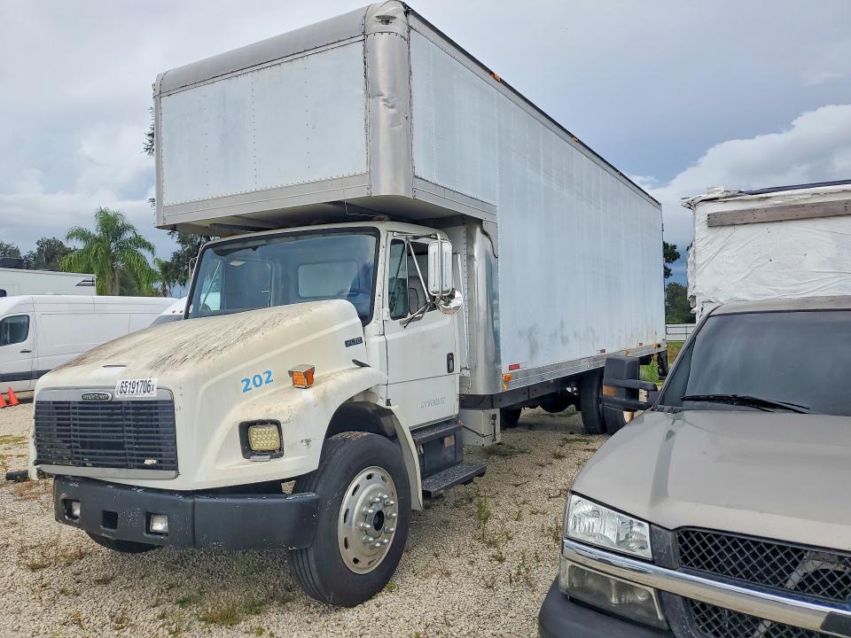 1998 Frht - freightliner VIN 1FV6HLAC3WH922077 COPART salvage auction — FRONT END, FL - CERTIFICATE OF DESTRUCTION, sold $6,900 on 2026-09-02 (photo 1)