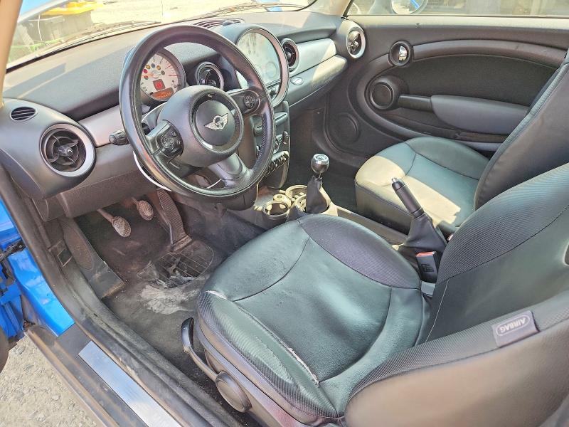 2011 Mini Cooper clubman VIN WMWZF3C5XBT267515 COPART salvage auction — REAR END, CA - DIS/DLR/EXP ONLY CLEAN TITLE, sold $325 on 2026-08-06 (photo 8)