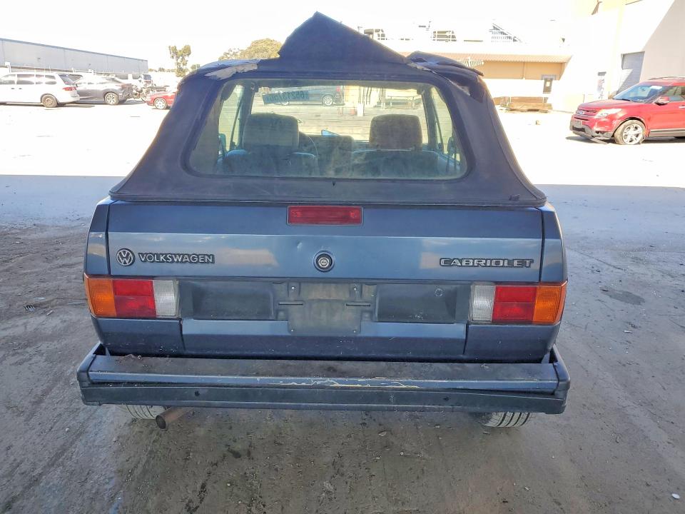 1987 Volkswagen Cabriolet VIN WVWCA015XHK006361 COPART salvage auction — ROOF, CA - DIS/DLR/EXP ONLY CLEAN TITLE, sold $175 on 2026-08-18 (photo 6)
