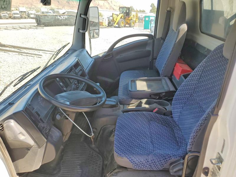 2023 Isuzu Npr VIN 54DC4W1D1PS203141 COPART salvage auction — SIDE, Salvage Title, sold $17,400 on 2026-10-08 (photo 7)