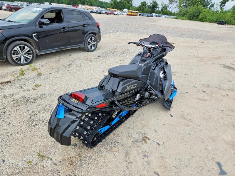 2024 Polari 850 indy xc VIN SN1TKP8R1RC237494 COPART salvage auction — FRONT END, WI - BOAT/ATV/SNOWMOBILE REG CERT, sold $3,550 on 2026-09-10 (photo 4)