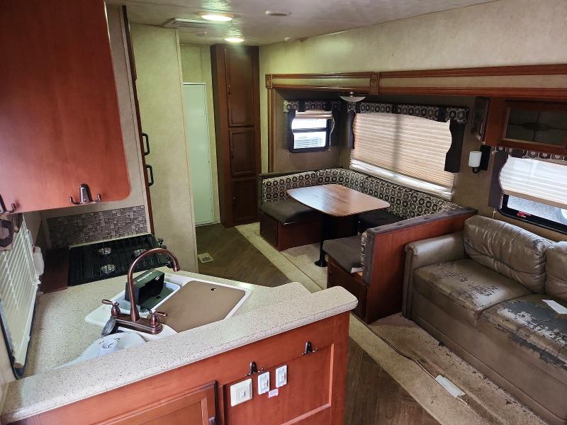 2015 Forest river Palimino VIN 4X4FPTL27FP051445 COPART salvage auction — FRONT END, WI - JUNKED VEHICLE BILL OF SALE, sold $125 on 2026-08-31 (photo 6)