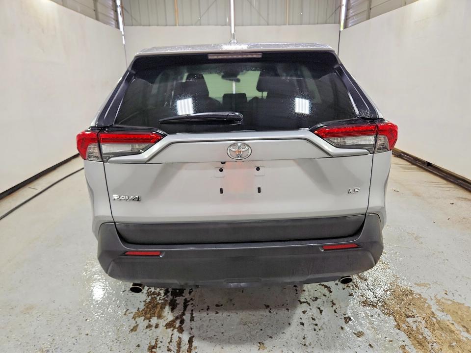 2025 Toyota Rav4 VIN 2T3K1RFV1SC341856 COPART salvage auction — FRONT END, NC - DLR ONLY-CLEAN/OVER 25% DAMAGE, sold $9,500 on 2026-08-27 (photo 6)