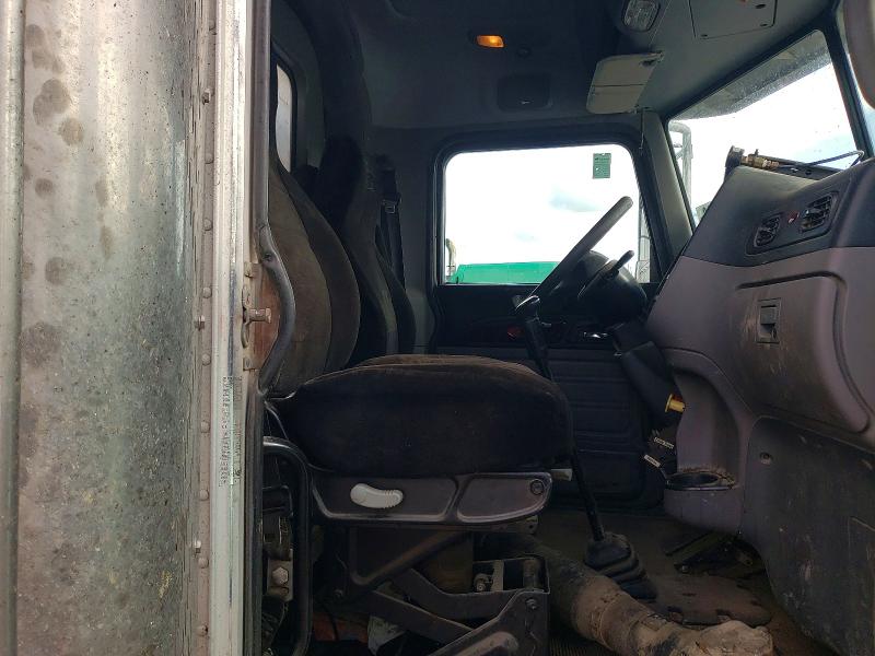 2012 Peterbilt 386 VIN 1XPHDP9X1CD168063 COPART salvage auction — ROOF, MN - CERT OF TITLE-SALVAGE, sold $10,400 on 2026-09-10 (photo 8)