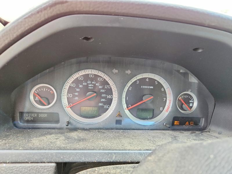 2013 Volvo Xc90 VIN YV4952CZ0D1630743 COPART salvage auction — MECHANICAL, Salvage Title, sold $175 on 2026-08-11 (photo 9)