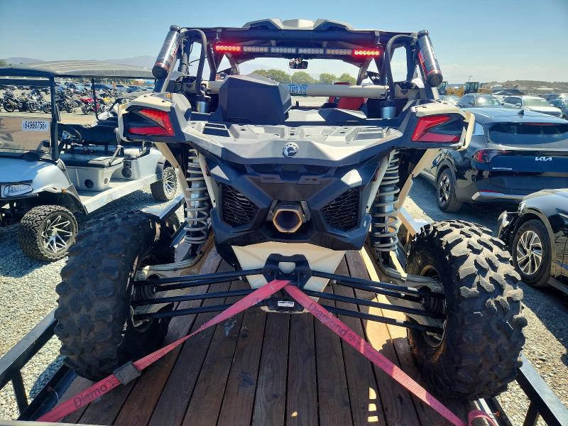 2023 Can-am/ brp VIN 3JBVNAV20PE000270 COPART salvage auction — MINOR DENT/SCRATCHES, Ca - Dis/Dlr/Exp Only Clean Title, sold $12,900 on 2026-08-28 (photo 9)