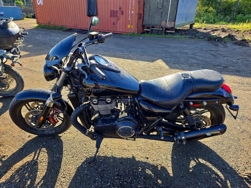 2017 Triumph motorcycle Thunderbird VIN SMTB03WF9HJ781369 COPART salvage auction — FRONT END, QC - GRAVEMENT ACCIDENTE, sold $375 on 2026-09-08 (photo 3)