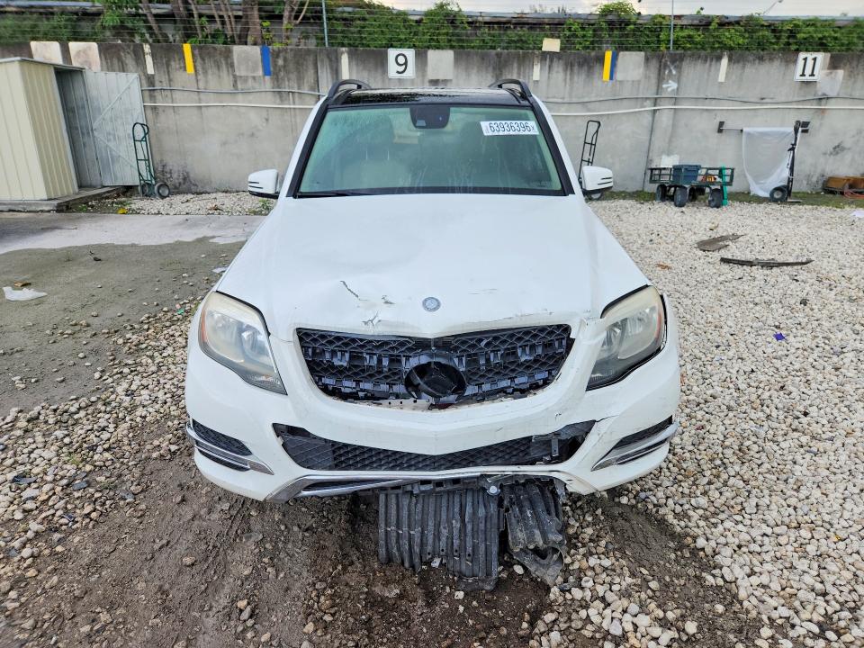 2015 Mercedes-benz Glk-klasse VIN WDCGG5HB8FG439339 COPART salvage auction — REAR END, Fl - Cert Of Title Slvg Rebuildable, sold $1,900 on 2026-08-18 (photo 5)