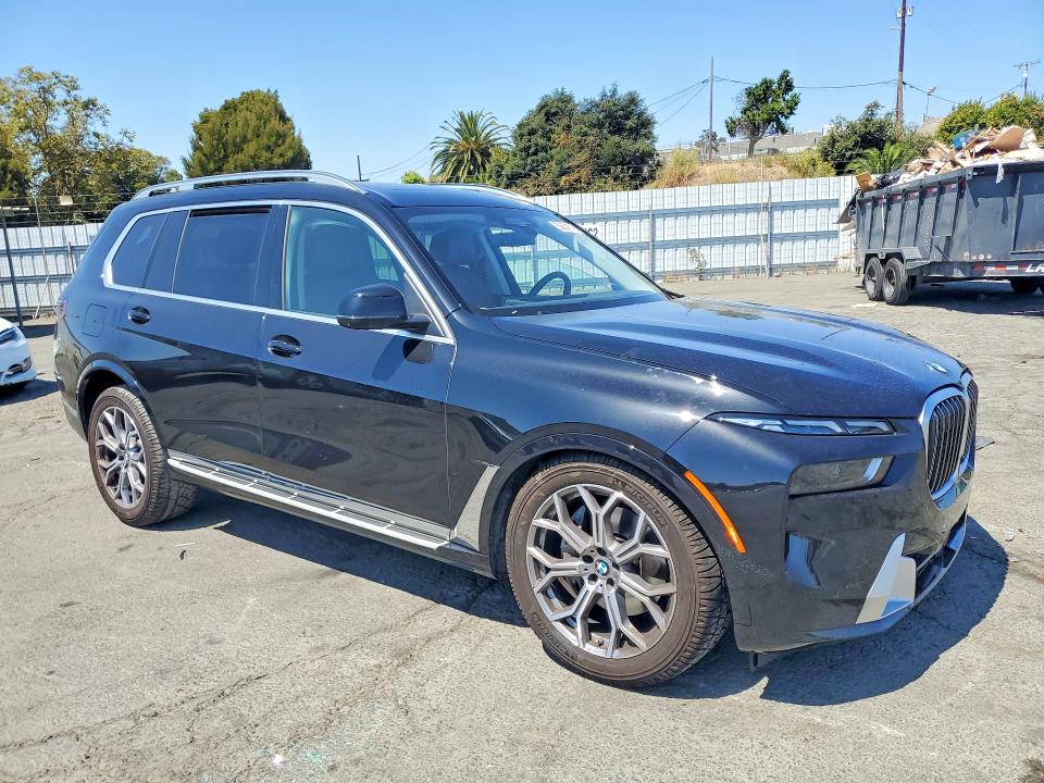 2023 BMW X7 VIN 5UX23EM05P9R60149 COPART salvage auction — FRONT END, CA, sold $32,750 on 2026-10-02 (photo 4)