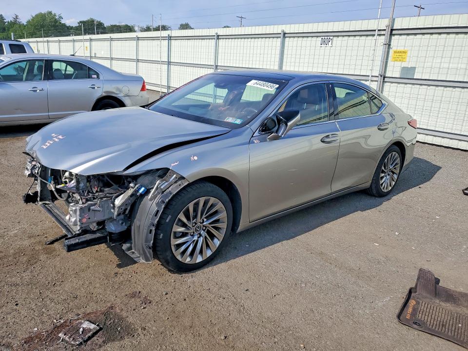 2019 Lexus ES VIN JTHBZ1B13K2002583 — COPART salvage auction photo