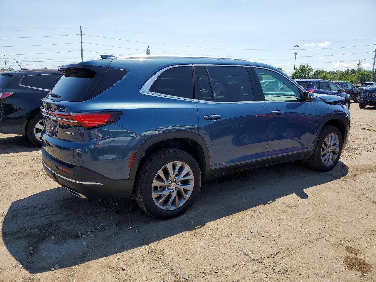 2026 Buick Enclave VIN 5GAEVAKS3TJ111945 COPART salvage auction — Front End, St - Salvage Title, sold $13,900 on 2026-10-13 (photo 3)