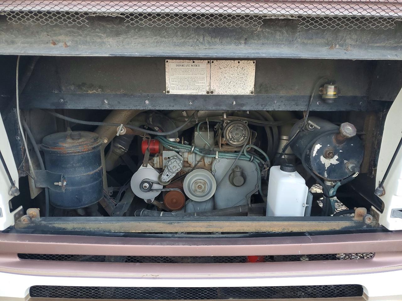 1996 VIN 4S7NT9K01TC018667 COPART salvage auction — Front End, St - Salvage Title, sold $2,900 on 2026-09-24 (photo 7)