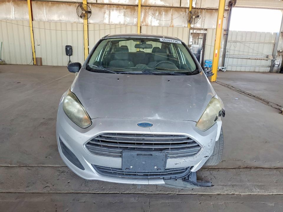 2015 Ford Fiesta VIN 3FADP4BJ0FM196107 COPART salvage auction — FRONT END, Salvage Title, sold $475 on 2026-09-23 (photo 5)