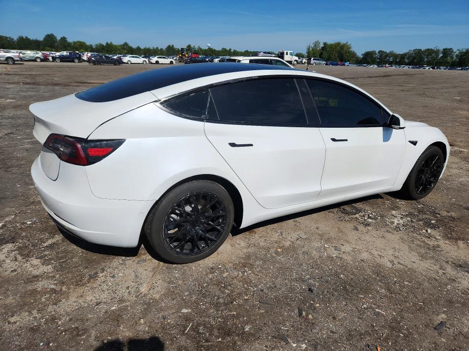 2022 Tesla Model 3 VIN 5YJ3E1EA9NF337989 COPART salvage auction — MECHANICAL, VA - CERTIFICATE OF TITLE, sold $5,700 on 2026-10-13 (photo 3)