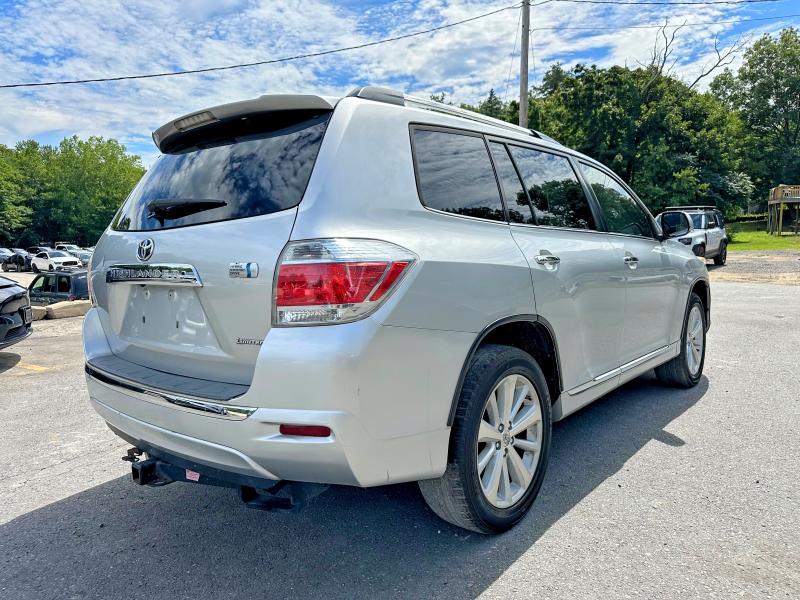 2012 Toyota Highlander VIN JTEDC3EH8C2007226 COPART salvage auction — MINOR DENT/SCRATCHES, Ny - Certificate Of Title (P), sold $8,000 on 2026-08-21 (photo 3)