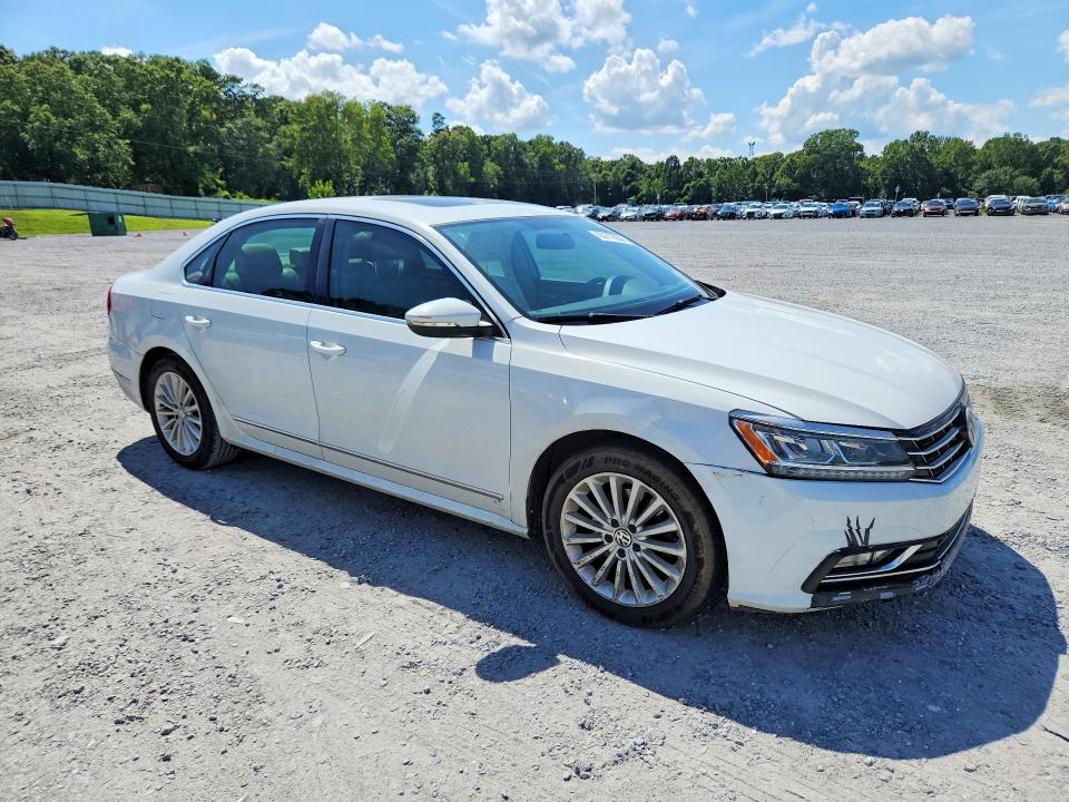 2016 Volkswagen Passat VIN 1VWBS7A39GC053435 COPART salvage auction — FRONT END, Fl - Dealer Only Clean Title, sold $1,400 on 2026-09-02 (photo 4)