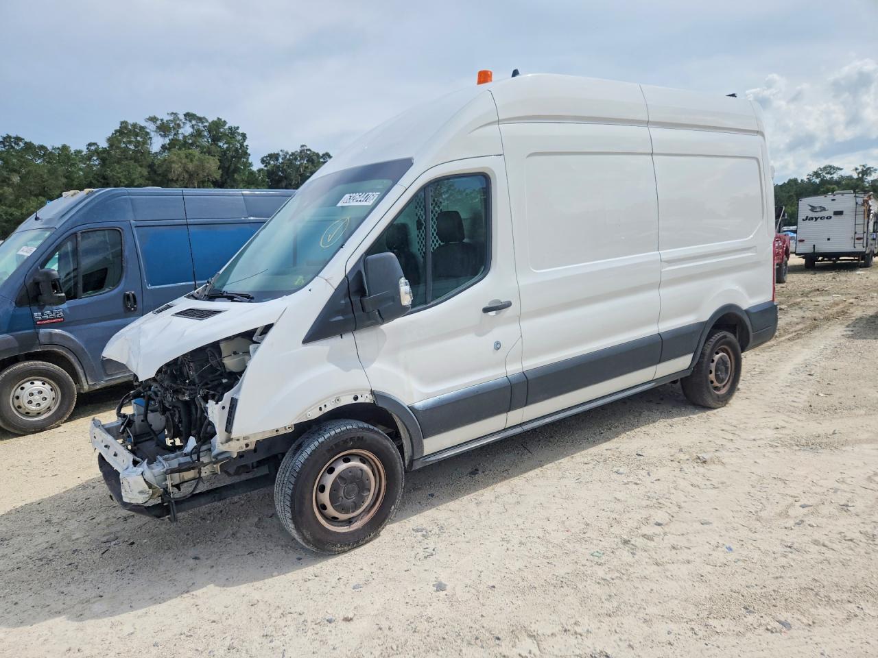 2022 Ford Transit VIN 1FTBW1X81NKA82115 — COPART salvage auction photo