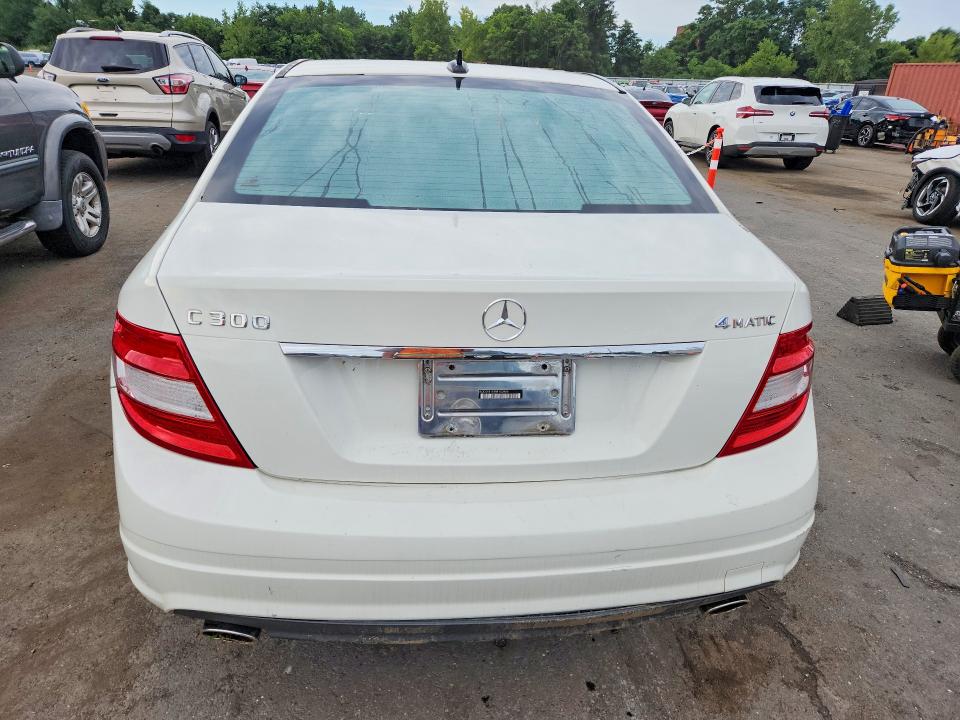 2008 Mercedes-benz C class VIN WDDGF81X98F103486 COPART salvage auction — WATER/FLOOD, CT - CERT OF TITLE-FLOOD SALVAGE, sold $625 on 2026-08-07 (photo 6)
