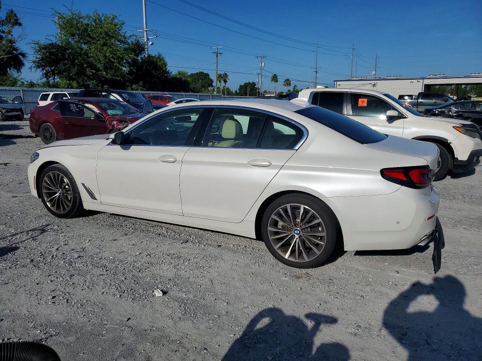 2021 BMW 5er VIN WBA53BH04MWX17496 COPART salvage auction — REAR END, Fl - Cert Of Title Slvg Rebuildable, sold $18,100 on 2026-08-21 (photo 2)