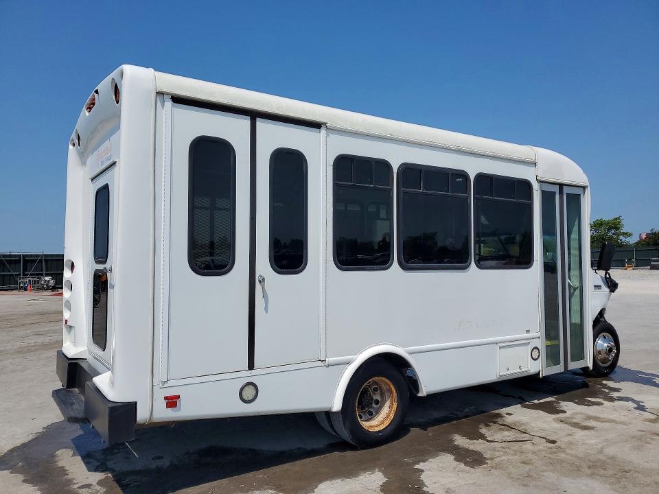 2019 Ford E-350 VIN 1FDEE3FS2KDC19132 COPART salvage auction — FRONT END, MO - SALVAGE CERTIFICATE OF TITLE, sold $100 on 2026-09-18 (photo 3)