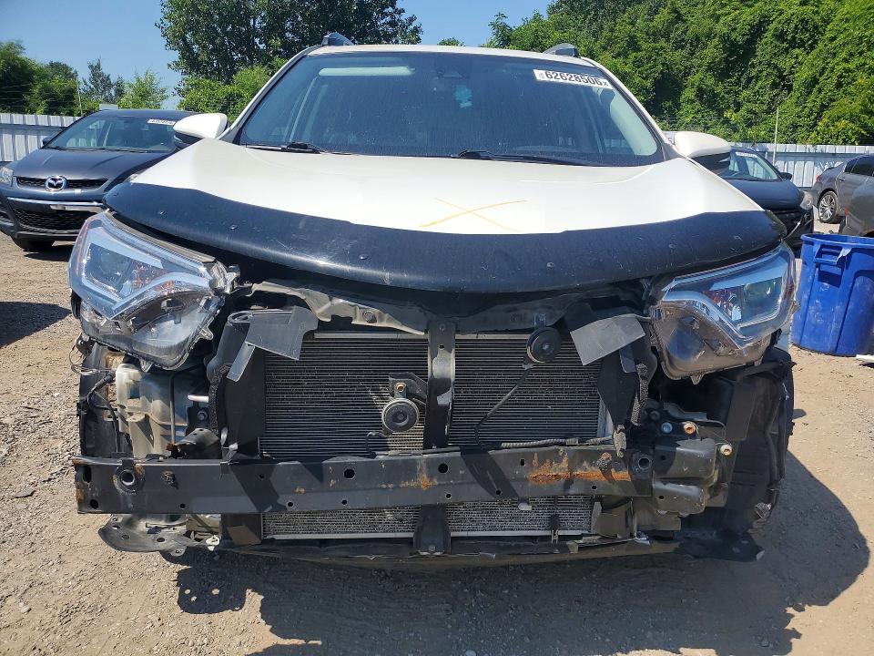 2017 Toyota Rav4 VIN 2T3DFREV5HW545028 COPART salvage auction — FRONT END, ON - PERMIT SALVAGE, sold $9,000 on 2026-08-20 (photo 5)
