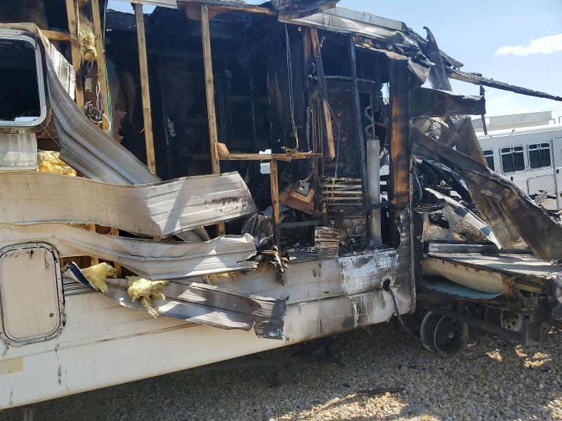 2001 Forest river Salem VIN 4X4FSMA281C004626 COPART salvage auction — BURN, UT - SALVAGE CERTIFICATE, sold $1 on 2026-09-14 (photo 9)