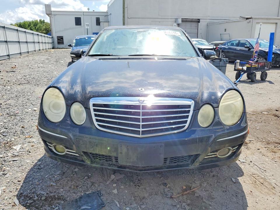2008 Mercedes-benz E-class VIN WDBUF87X38B316444 COPART salvage auction — MINOR DENT/SCRATCHES, VA - CERTIFICATE OF TITLE, sold $575 on 2026-08-19 (photo 5)