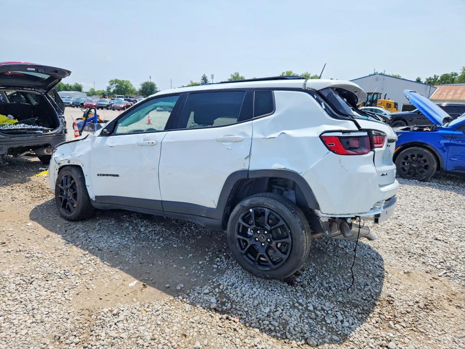 2025 Jeep Compass VIN 3C4NJDBN7ST617713 COPART salvage auction — ROLLOVER, Fl - Cert Of Title Slvg Rebuildable (P), sold $2,650 on 2026-09-01 (photo 2)