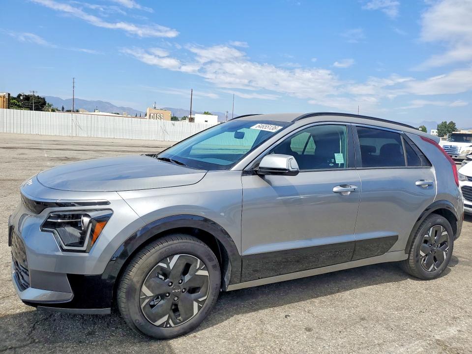 2025 Kia Niro VIN KNDCR3L18S5145429 — COPART salvage auction photo