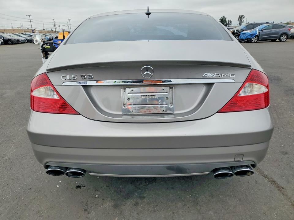 2006 Mercedes-benz Cls-class VIN WDDDJ76X16A014638 COPART salvage auction — MINOR DENT/SCRATCHES, CA - DIS/DLR/EXP ONLY CLEAN TITLE, sold $3,400 on 2026-08-19 (photo 6)
