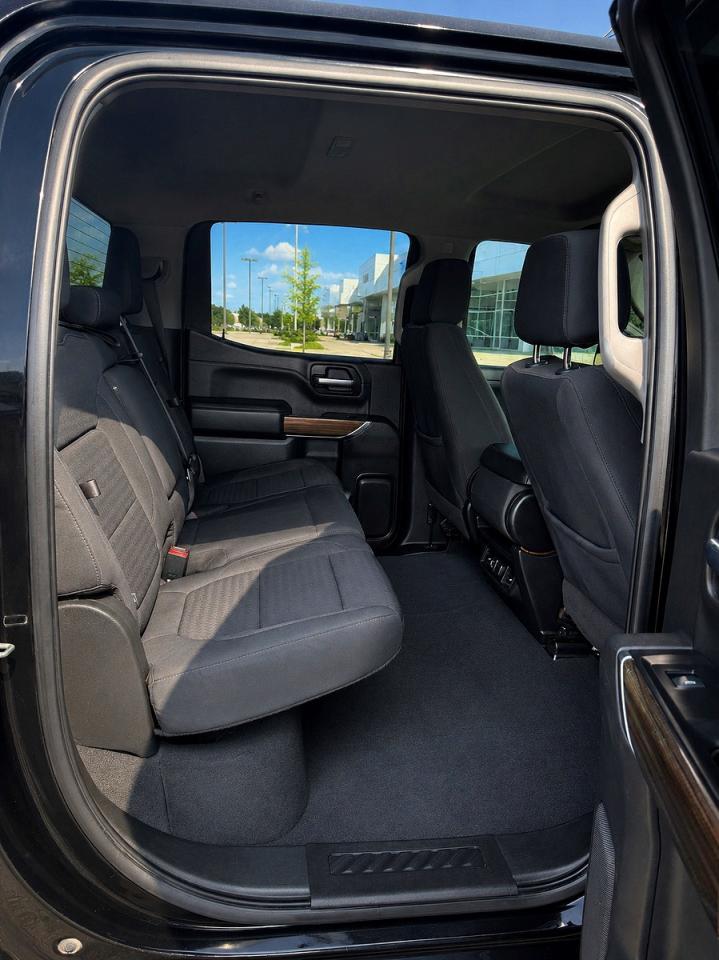 2020 Chevrolet Silverado VIN 3GCUYEED9LG422061 COPART salvage auction — Minor Dent/Scratches, OK - CERTIFICATE OF TITLE (P), sold $15,700 on 2026-08-20 (photo 6)