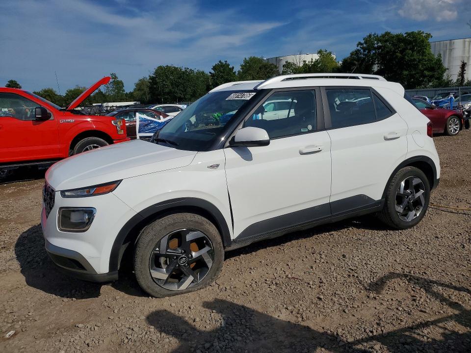 2025 Hyundai Venue VIN KMHRC8A36SU404448 — COPART salvage auction photo