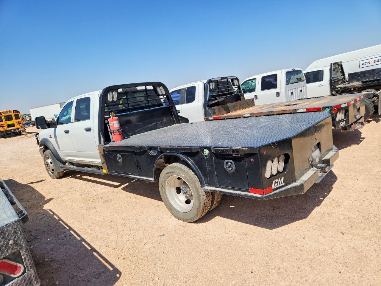 2023 Ram 5500 VIN 3C7WRNFL1PG582181 COPART salvage auction — Minor Dent/Scratches, TX - CERTIFICATE OF TITLE, sold $30,000 on 2026-09-18 (photo 2)