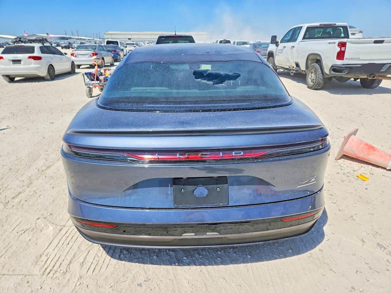 2026 Lucid Air VIN 50EA1TEAXTA017208 COPART salvage auction — Front End, Sv - Salvage Title, sold $11,200 on 2026-09-24 (photo 6)