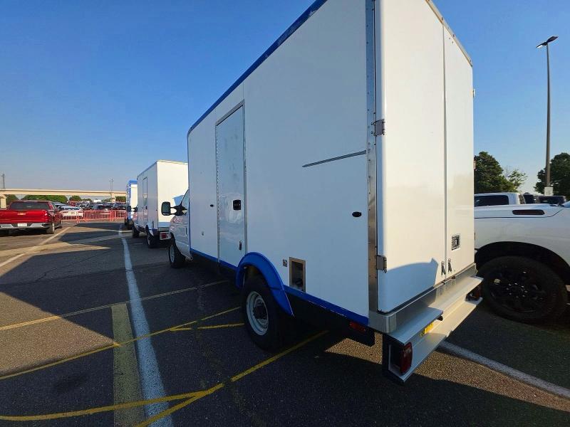 2023 Ford Econoline e350 VIN 1FDWE3FK9PDD08532 COPART salvage auction — NORMAL WEAR, CO - CERTIFICATE OF TITLE (P), sold $4,200 on 2026-08-18 (photo 3)