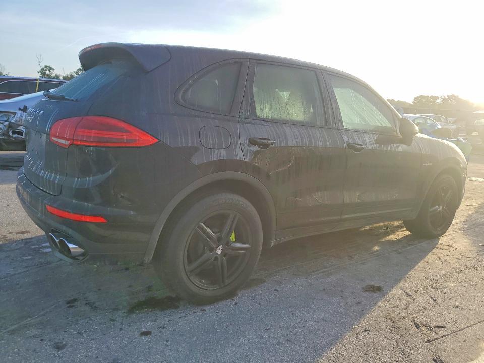 2016 Porsche Cayenne VIN WP1AE2A24GLA16551 COPART salvage auction — NORMAL WEAR, Md - Certificate Of Title (P), sold $6,500 on 2026-08-11 (photo 3)