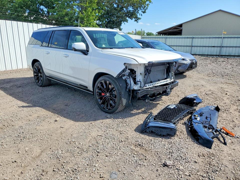2025 Cadillac Escalade esv VIN 1GYS9RRL4SR237759 COPART salvage auction — FRONT END, FL - CERT OF TITLE SLVG REBUILDABLE (P), sold $67,500 on 2026-08-26 (photo 4)