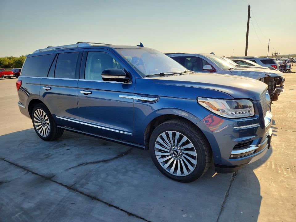 2019 Lincoln Navigator VIN 5LMJJ2LT1KEL08103 COPART salvage auction — NORMAL WEAR, Tx - Certificate Of Title (P), sold $16,300 on 2026-09-21 (photo 4)