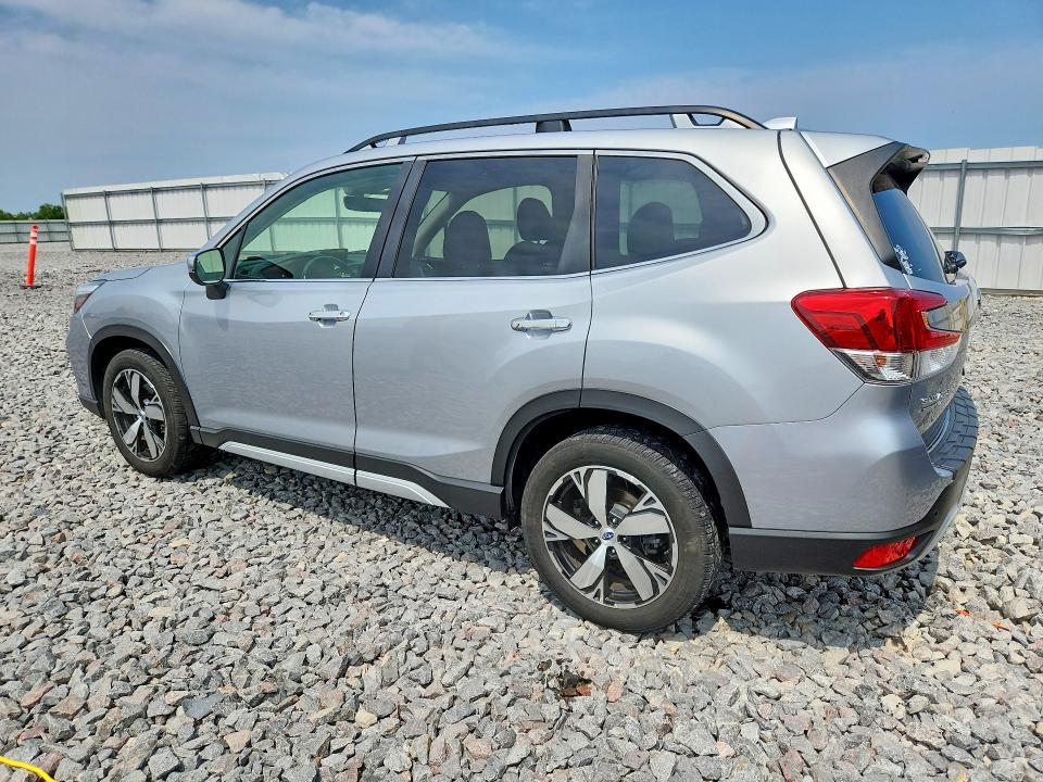2019 Subaru Forester VIN JF2SKAWC6KH428980 COPART salvage auction — HAIL, Wi - Certificate Of Title, sold $13,500 on 2026-09-14 (photo 2)