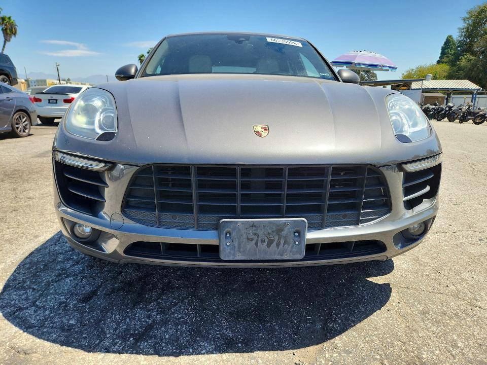 2018 Porsche Macan VIN WP1AB2A53JLB32771 COPART salvage auction — SIDE, CA - SALVAGE CERTIFICATE, sold $0 on 2026-09-12 (photo 5)