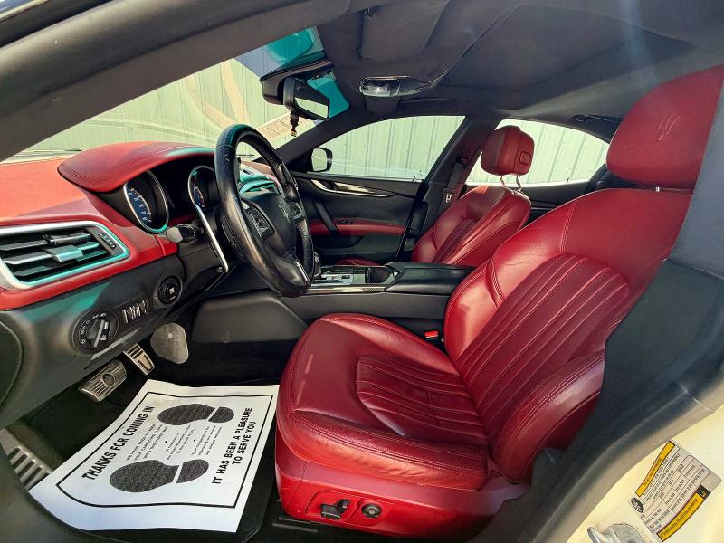 2015 Maserati Ghibli VIN ZAM57XSAXF1148865 COPART salvage auction — MINOR DENT/SCRATCHES, Tx - Certificate Of Title (P), sold $2,900 on 2026-08-20 (photo 5)
