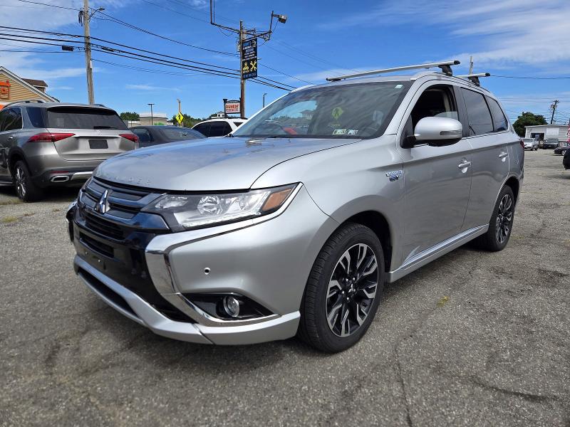 2018 Mitsubishi Outlander VIN JA4J24A55JZ051064 COPART salvage auction — NORMAL WEAR, Mt - Certificate Of Title (P), sold $125 on 2026-08-22 (photo 2)